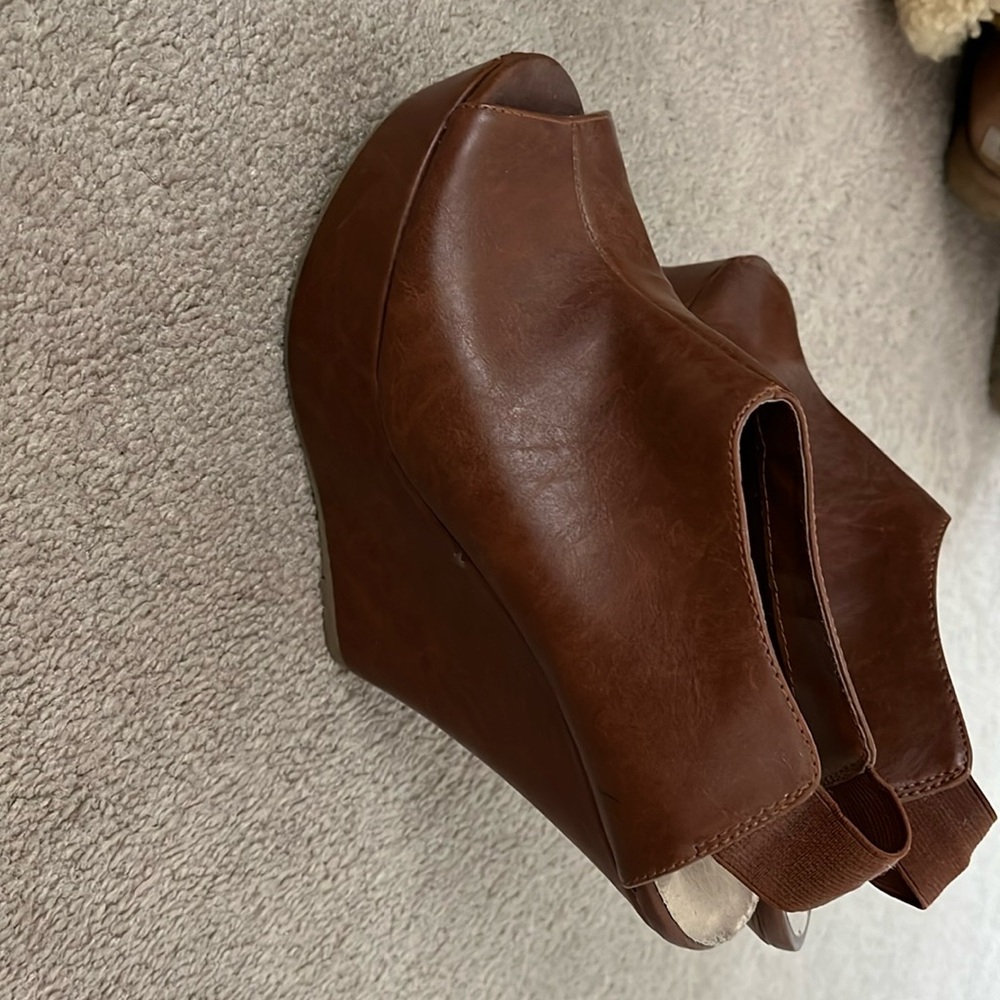 Madden girl wedges